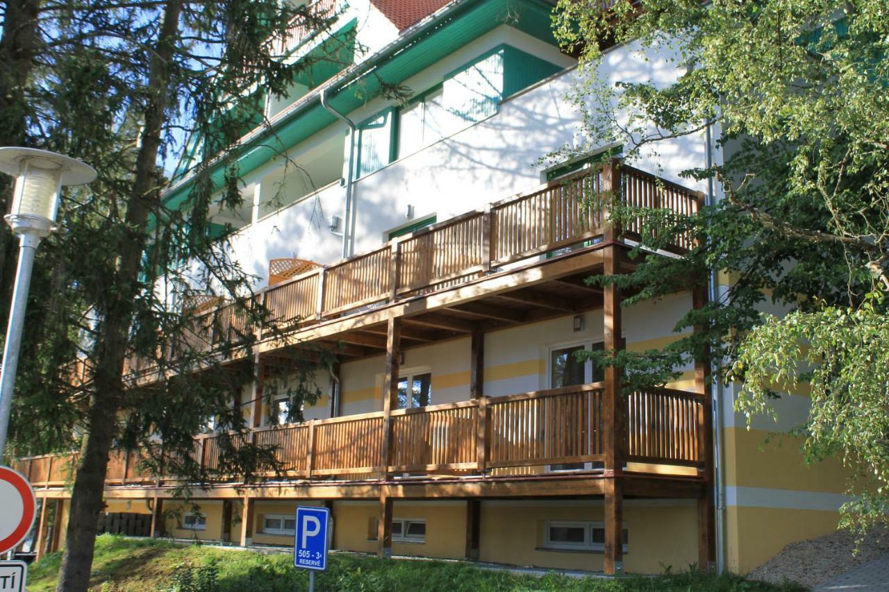 Riviera Lipno 510/13 Apartment Lipno nad Vltavou Bagian luar foto